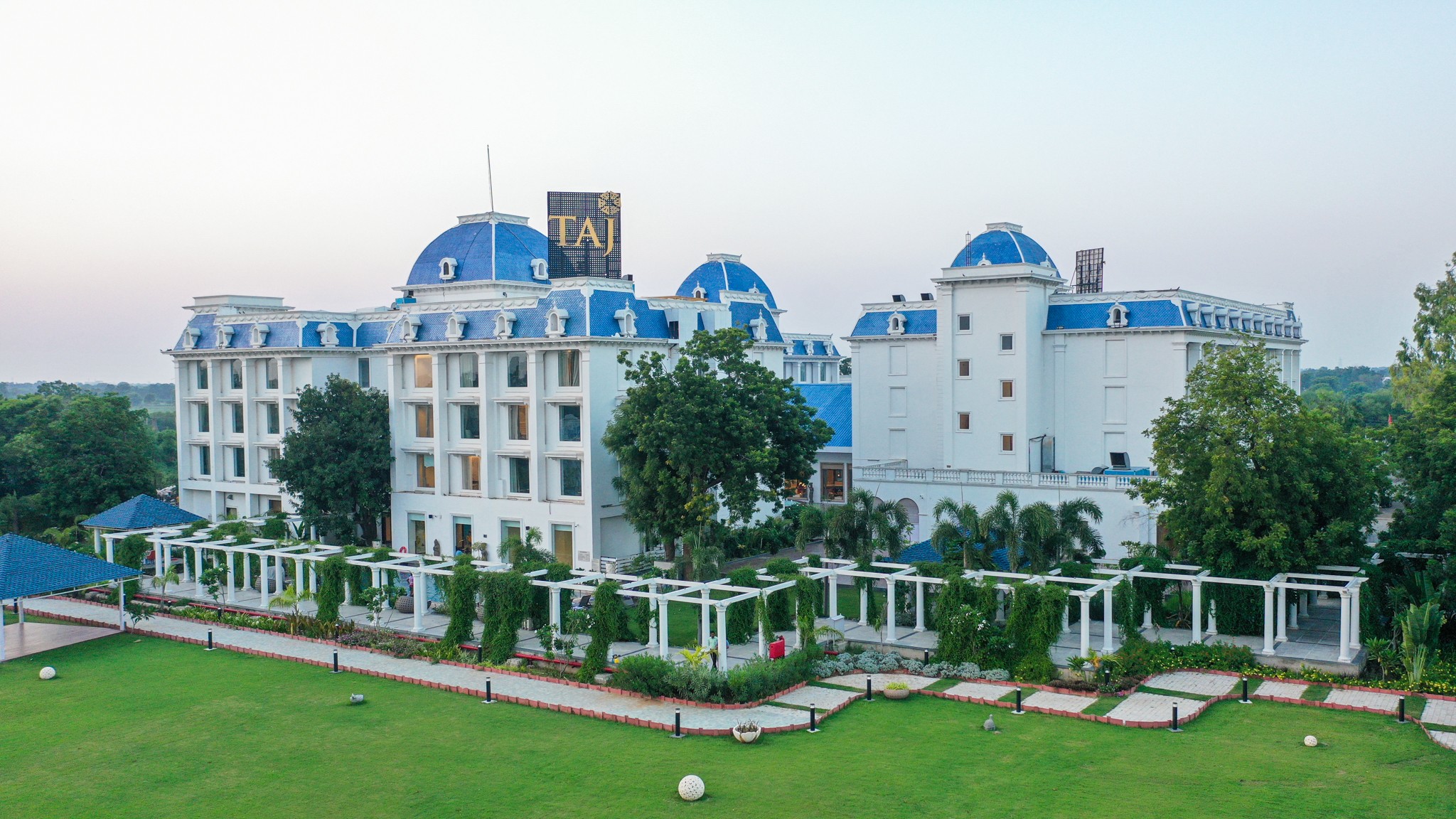 Taj Gandhinagar Resort & Spa
